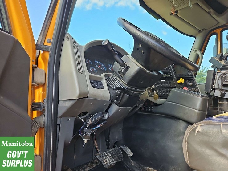 2008-international-workstar-7600-image-18