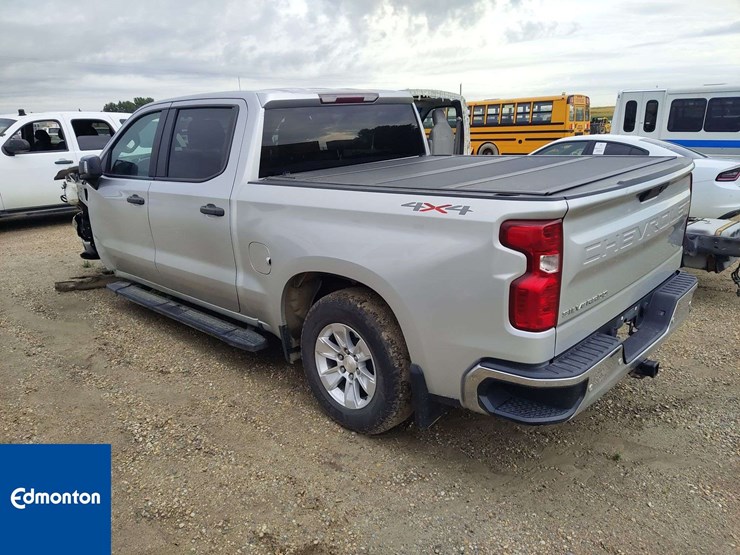 2019-chevrolet-silverado-1500-image-2