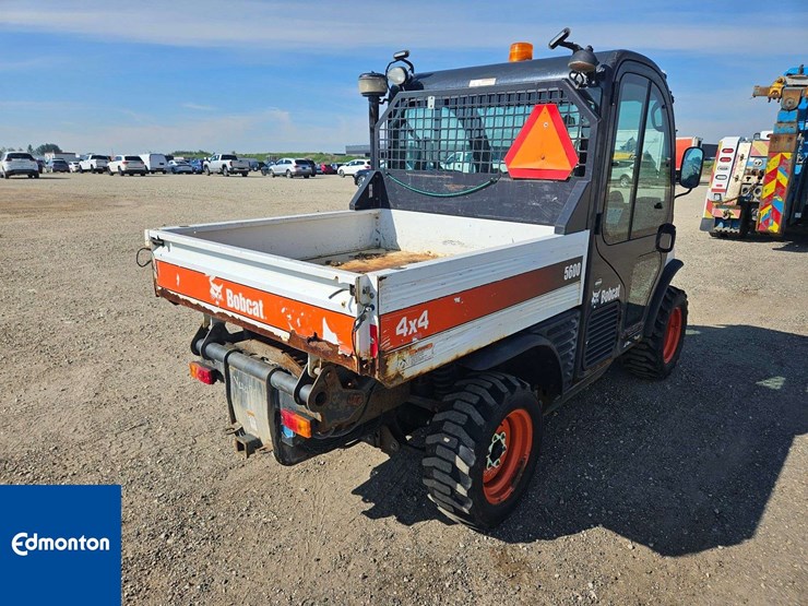 bobcat-toolcat-5600-image-4