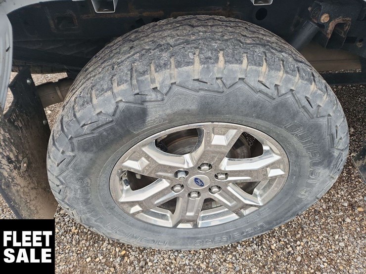 2021-ford-f150-image-13