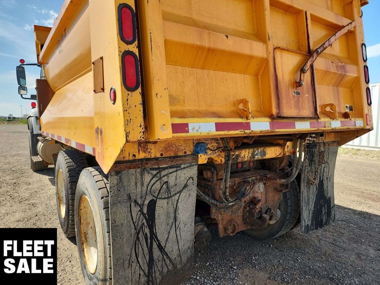 international-workstar-7500-image-52
