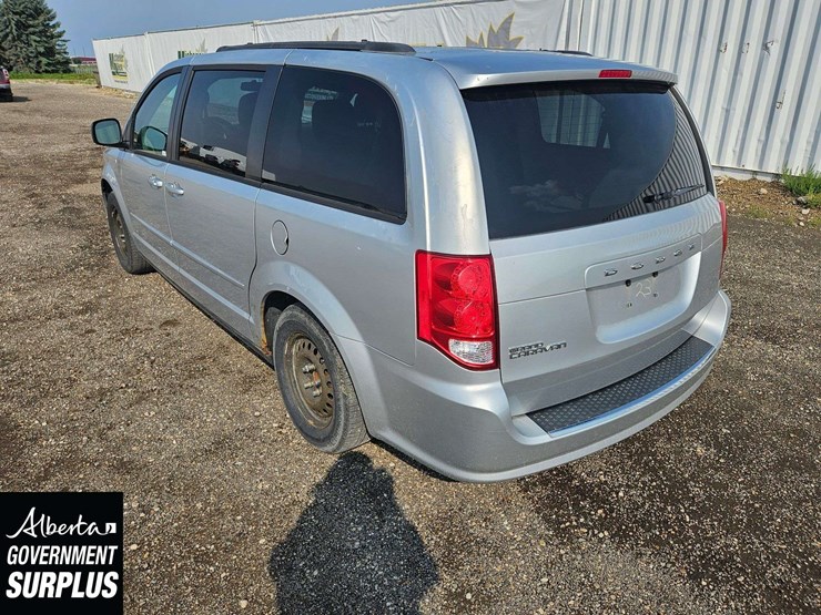 2011-dodge-grand-caravan-se-image-20