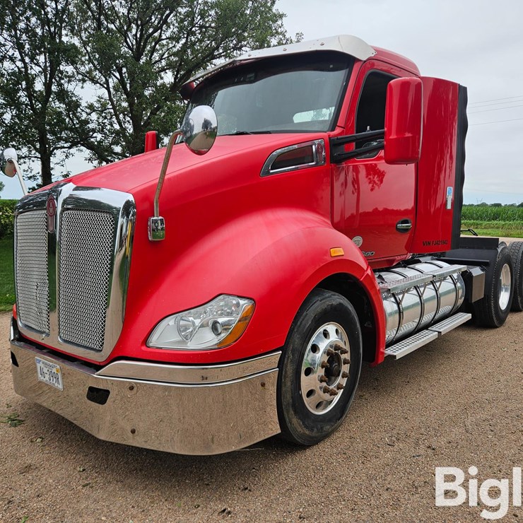 2015 KENWORTH T660