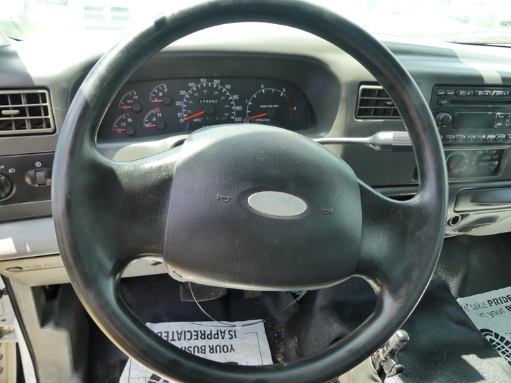 2006-ford-f650-image-16