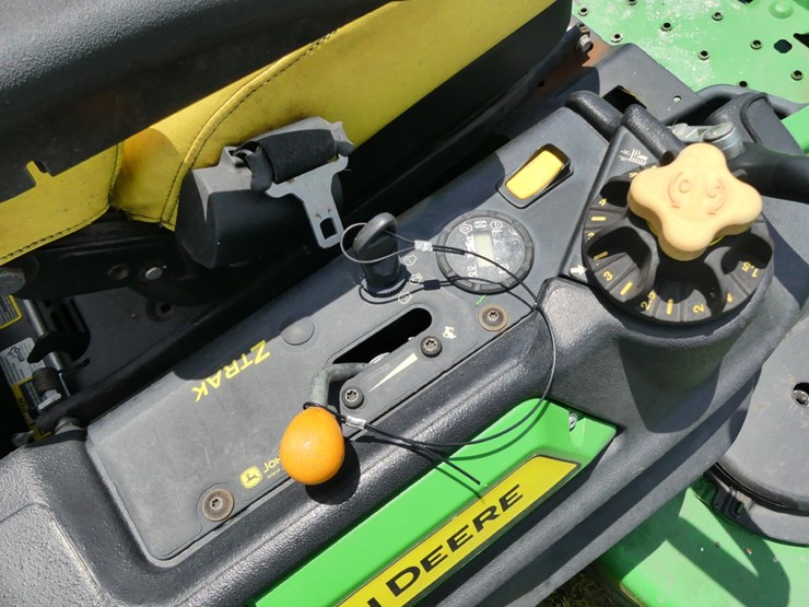 2023-john-deere-994r-image-11