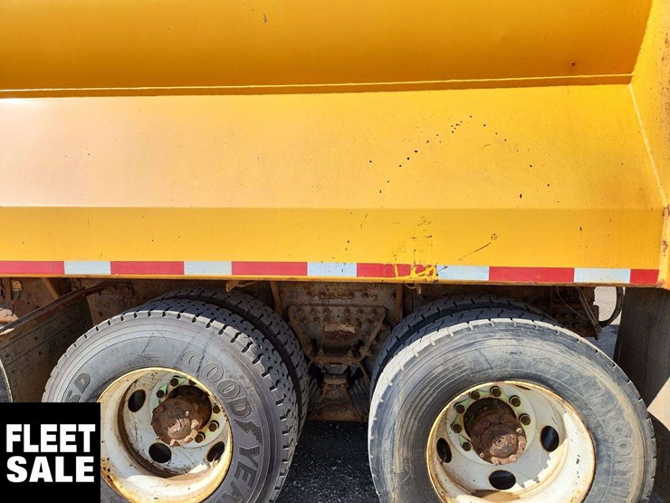 international-workstar-7500-image-54