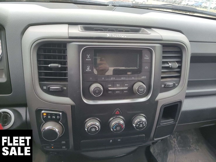 2018-dodge-1500-image-12