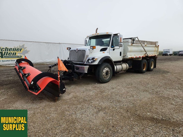2015-international-workstar-7400-image-1