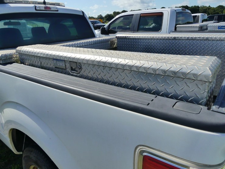 2014-ford-f150-xl-image-9