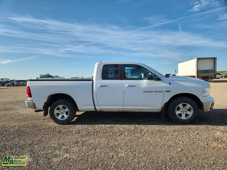 2012-dodge-1500-image-7
