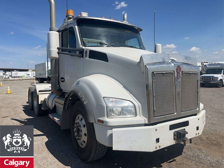 2018-kenworth-t880-image-2