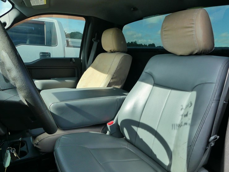 2013-ford-f150-xl-image-10