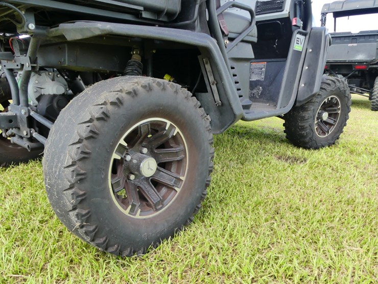 2022-landmaster-ev-image-6