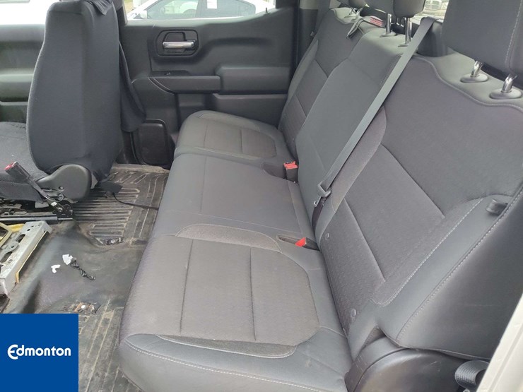 2019-chevrolet-silverado-1500-image-18