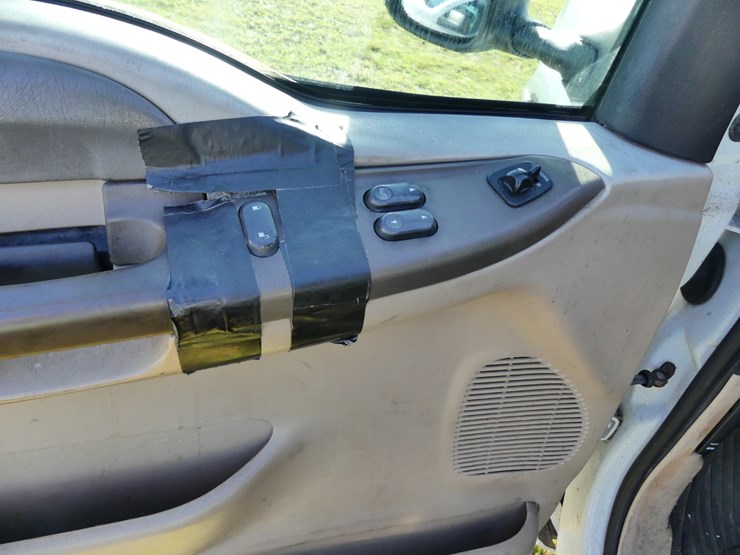 2002-ford-f250-image-19
