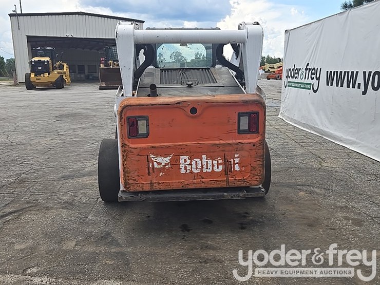 2015-bobcat-s770-image-4