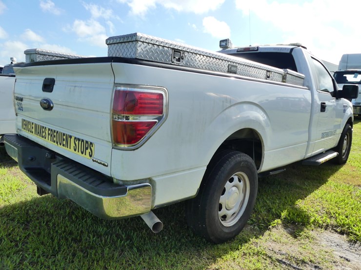 2013-ford-f150-xl-image-3