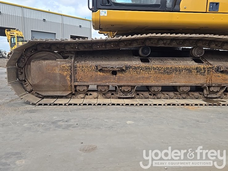 2019-caterpillar-336-image-10