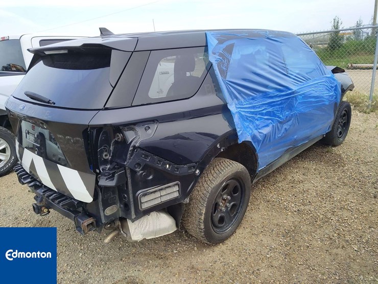 2020-ford-explorer-image-3
