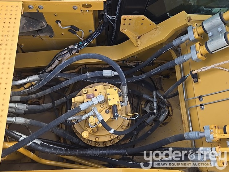 2019-caterpillar-336-image-50