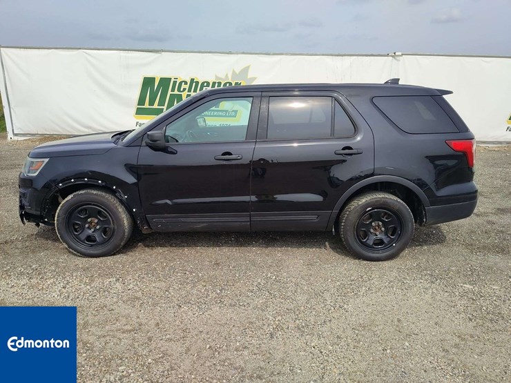 2017-ford-explorer-image-5