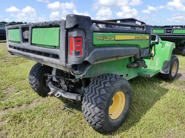2015-john-deere-4x2tx-image-3