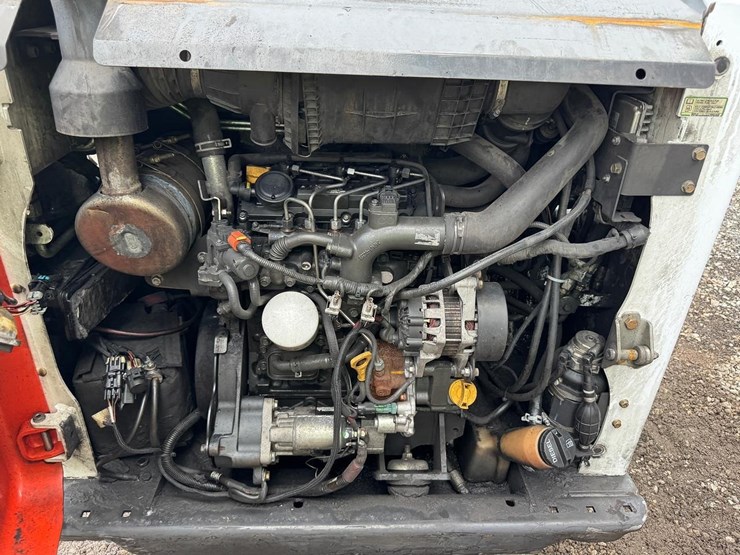 2019-bobcat-s450-image-14