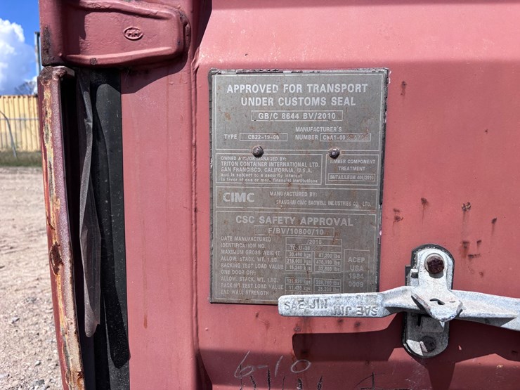 #1229-•-20ft-shipping-container-image-6