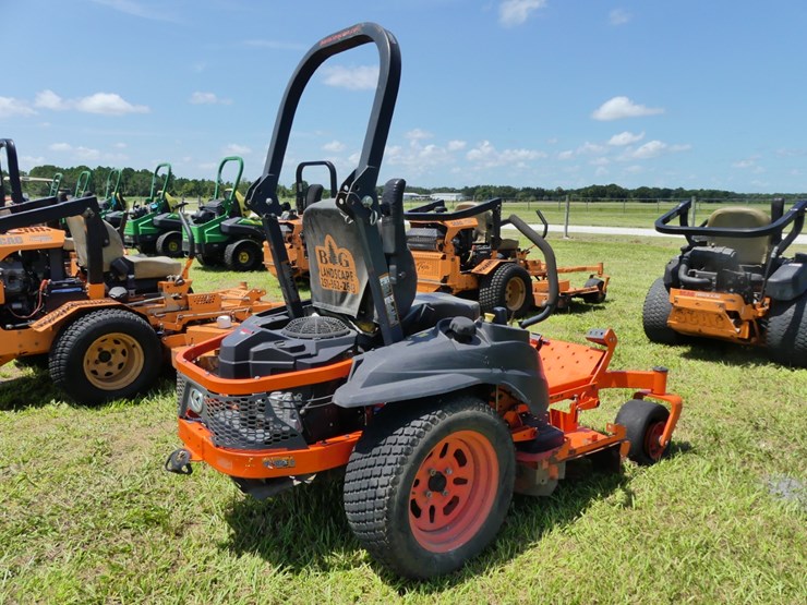 2023-kubota-z412kw-image-3