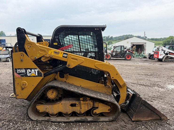 2016-caterpillar-259d-image-5