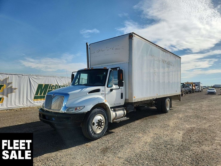international-durastar-4300-image-1