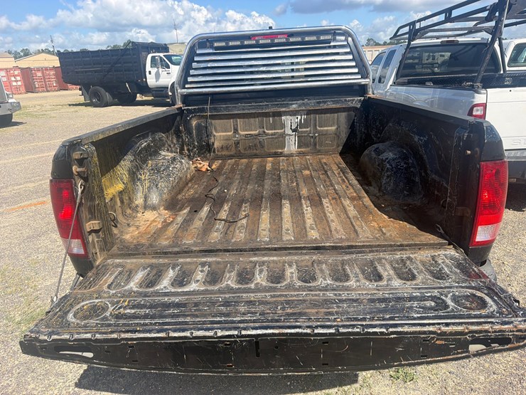 2012-dodge-ram-1500-image-5