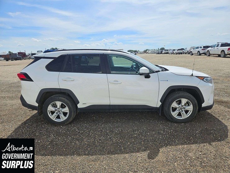 2020-toyota-rav4-image-7