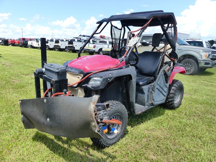 2021-honda-pioneer-sxs500m-image-1