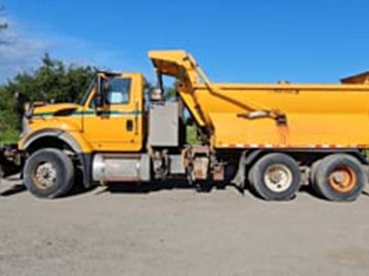 2008-international-workstar-7600-image-5