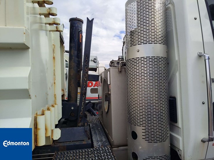 2014-international-workstar-7400-image-23