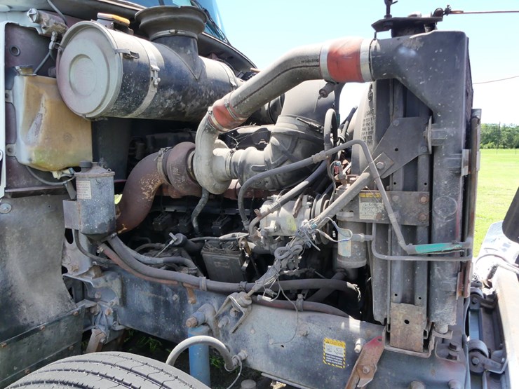 1999-mack-ch613-image-10