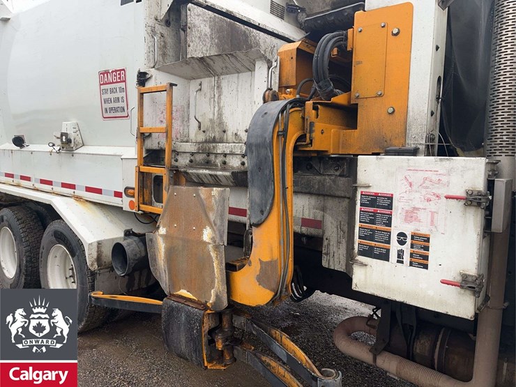 2018-international-workstar-7400-image-20