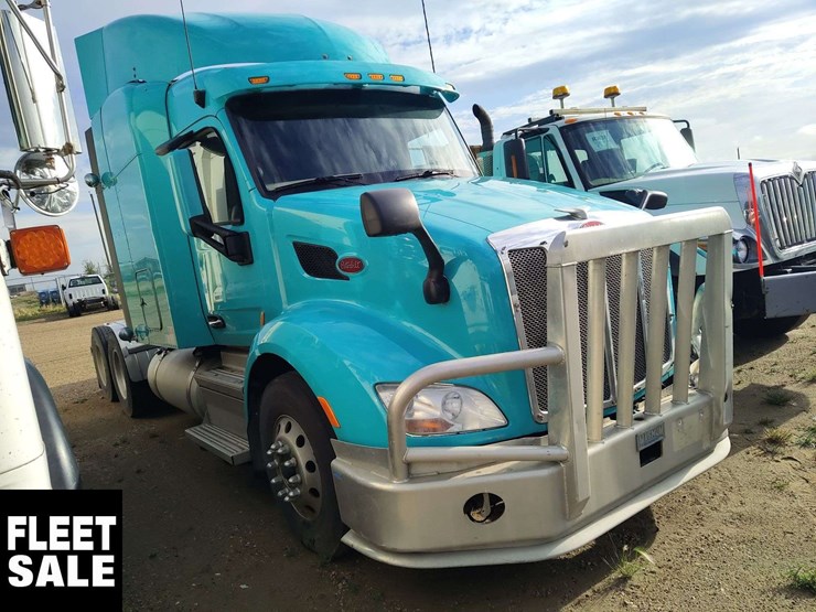 2020-peterbilt-579-image-6