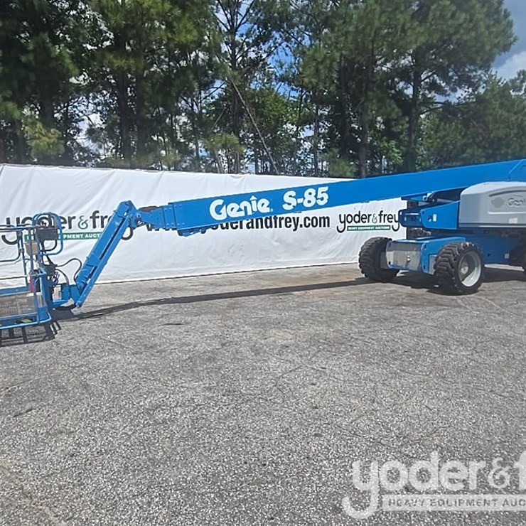 2015 GENIE S85