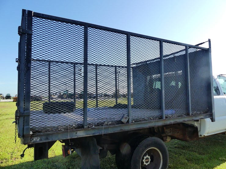 2005-gmc-3500-image-8