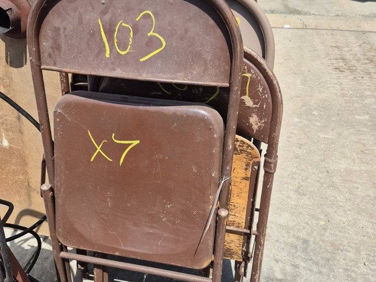 #103-•-x7-metal-chairs-image-2