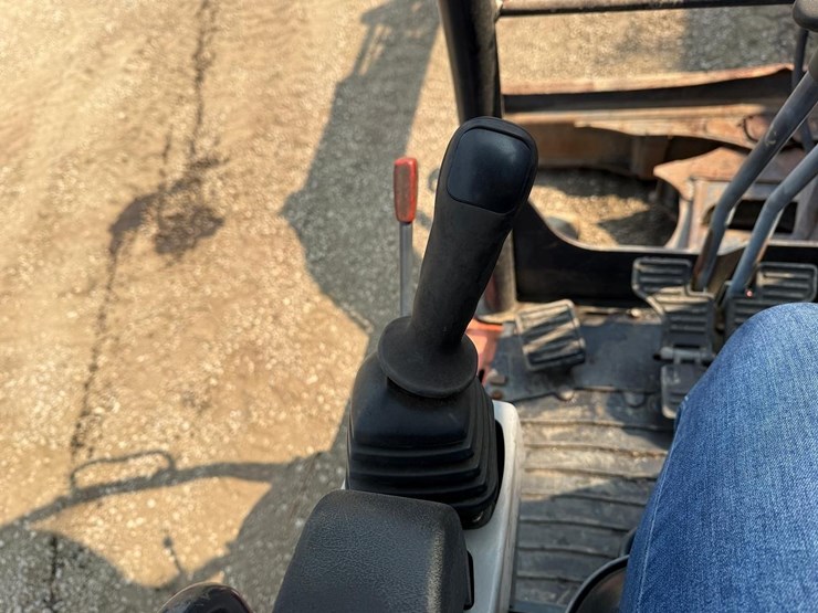 kubota-kx057-4-image-24