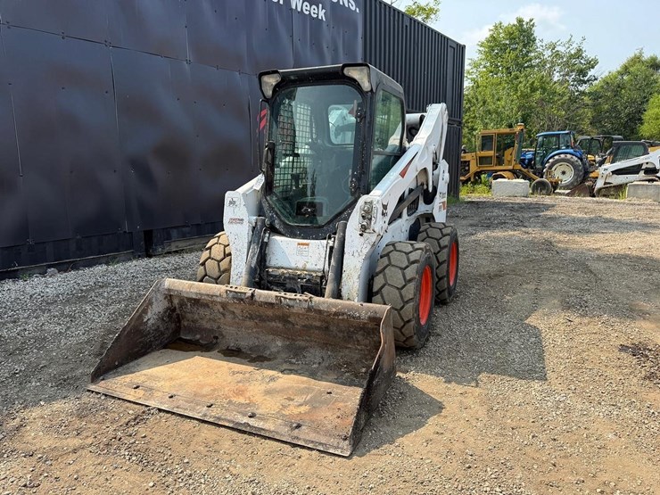 2022-bobcat-s740-image-8