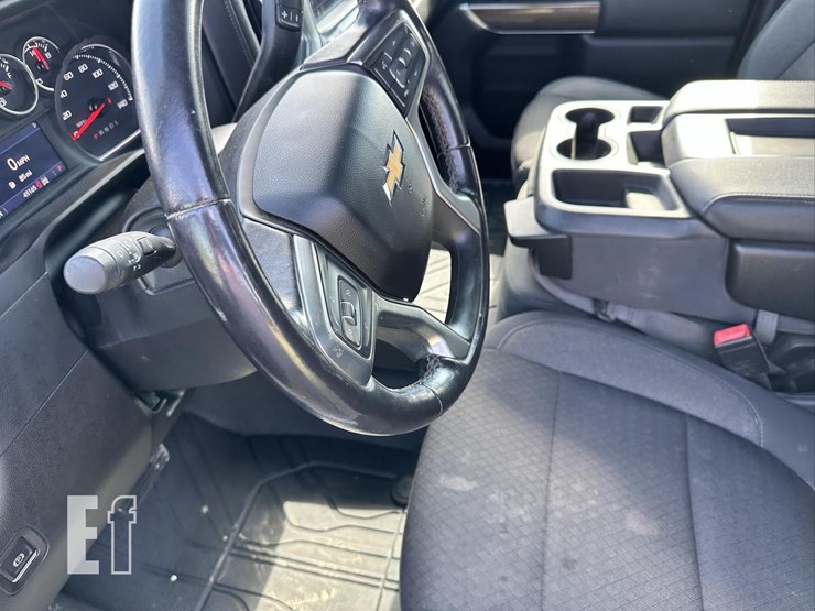 2021-chevrolet-silverado-2500hd-lt-image-38
