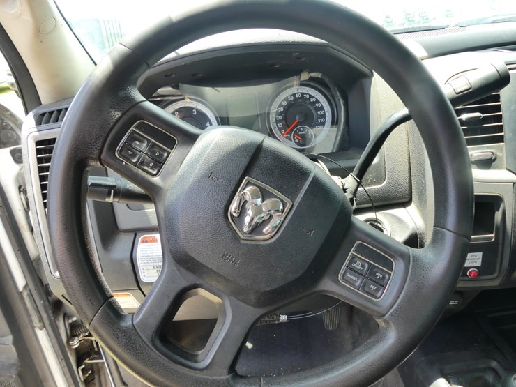 2014-dodge-ram-5500-image-18