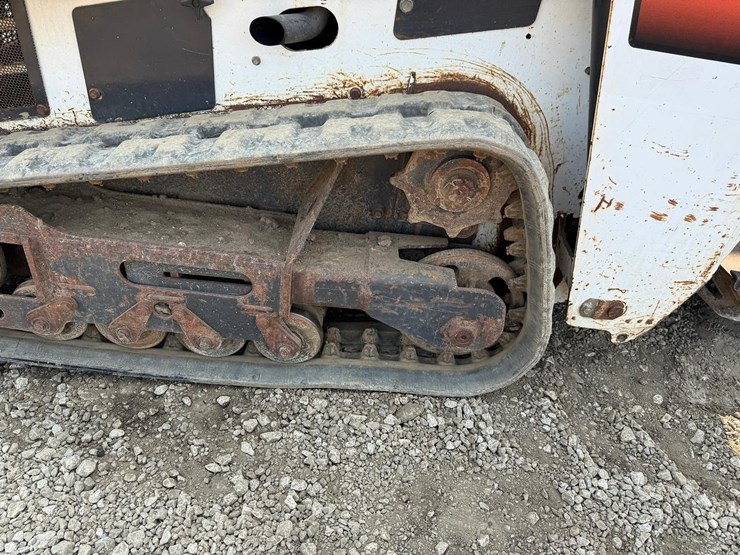 2015-bobcat-mt55-image-19