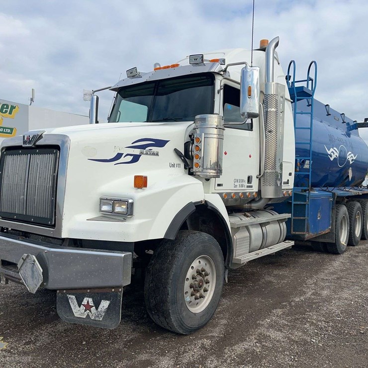 WESTERN STAR 4900