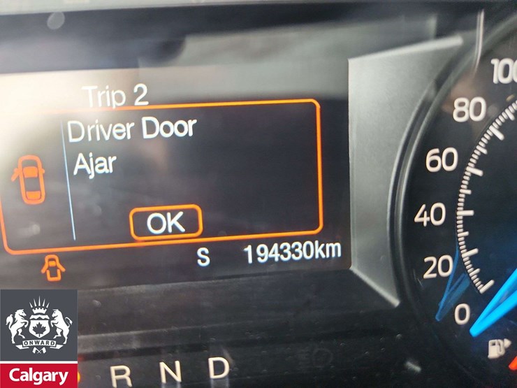 2018-ford-explorer-image-25
