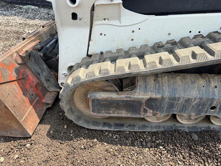 2018-bobcat-t595-image-17